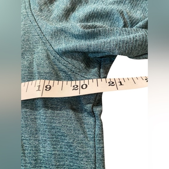 Under Armour Ocean Blue Polo Shirt - Picture 7 of 8